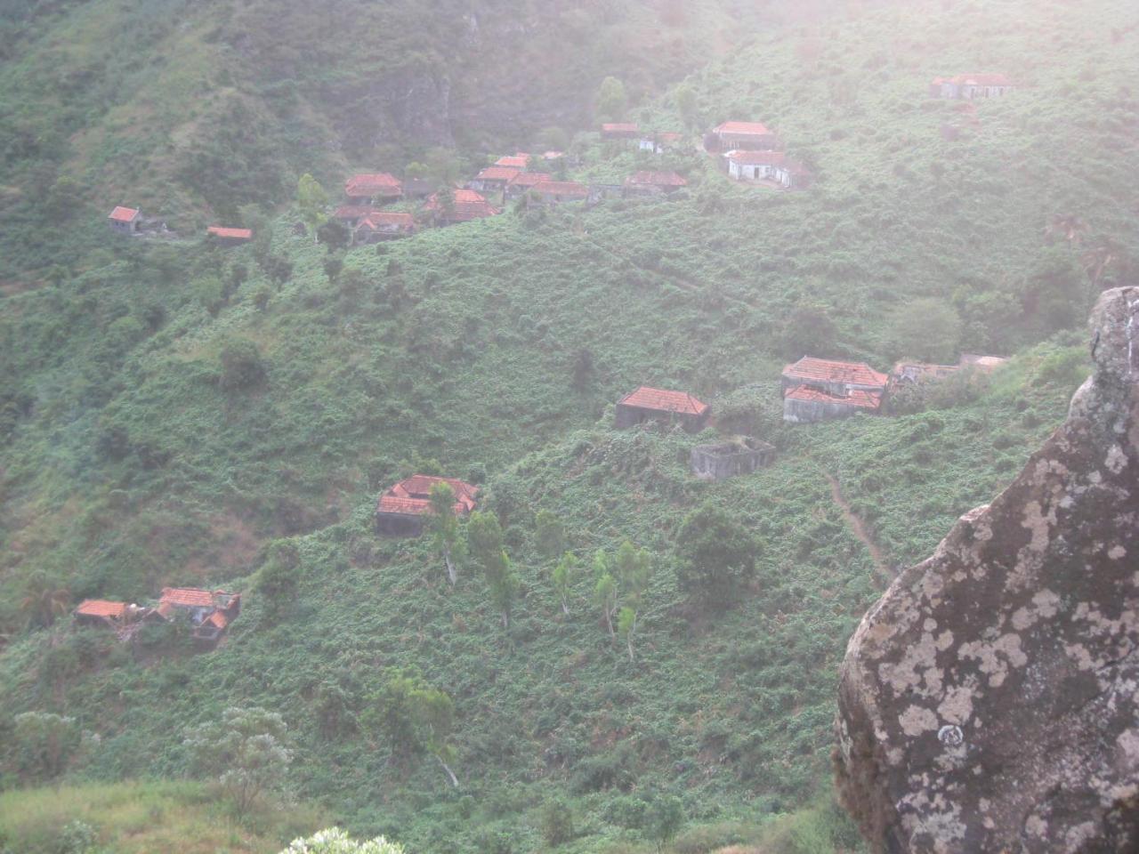 Ponta Gato Residence Tarrafal  Luaran gambar